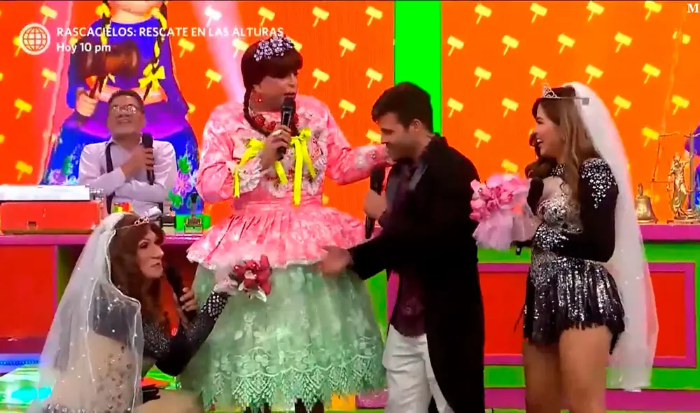 Estrella Torres y su prometido estuvieron en "El reventonazo de la Chola". Foto: captura de América TV Estrella Torres y su prometido estuvieron en "El reventonazo de la Chola". Foto: captura de América TV