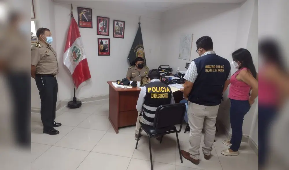 Fiscales llegaron a Macro Región Policial de Piura por investigación la mañana de este martes 24 de mayo. Foto: Ministerio Público Fiscales llegaron a Macro Región Policial de Piura por investigación la mañana de este martes 24 de mayo. Foto: Ministerio Público