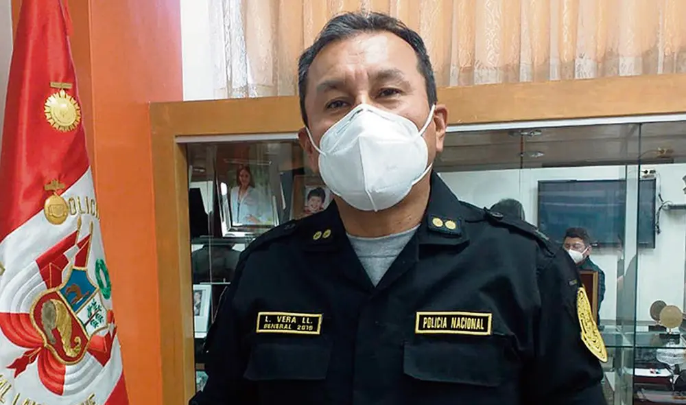 Relevo. Teniente general PNP Luis Vera Llerena fue designado como nuevo comandante general de Policia Nacional. Foto: difusión Relevo. Teniente general PNP Luis Vera Llerena fue designado como nuevo comandante general de Policia Nacional. Foto: difusión