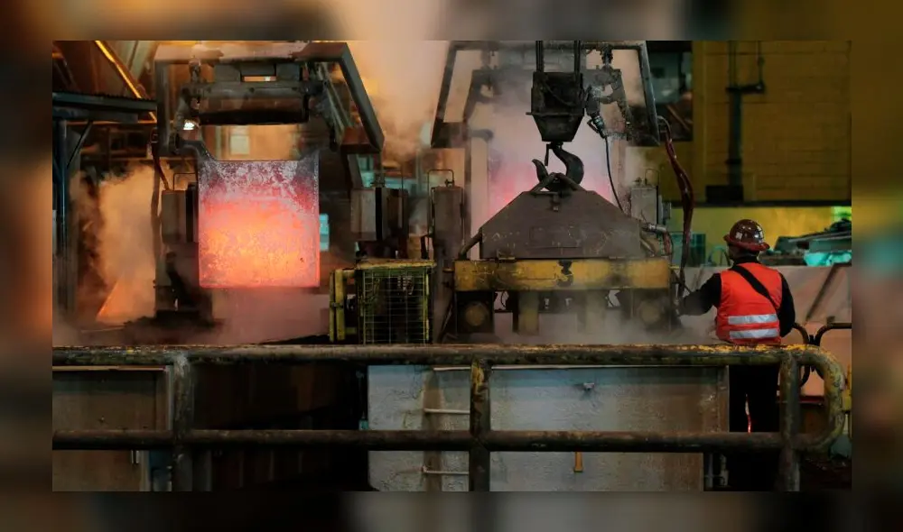 Los metales también se veían presionados por el fortalecimiento del dólar, que encarecía los metales cotizados en esa moneda para los compradores de China y otros países. Foto: EFE Los metales también se veían presionados por el fortalecimiento del dólar, que encarecía los metales cotizados en esa moneda para los compradores de China y otros países. Foto: EFE