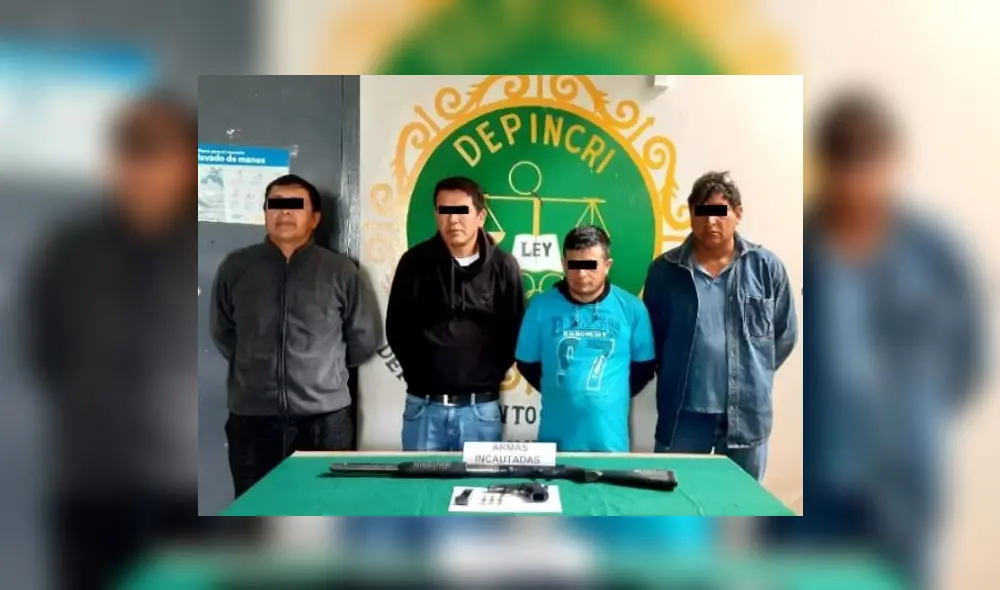 Sujetos escondían armas de fuego en vehículos. Foto: PNP