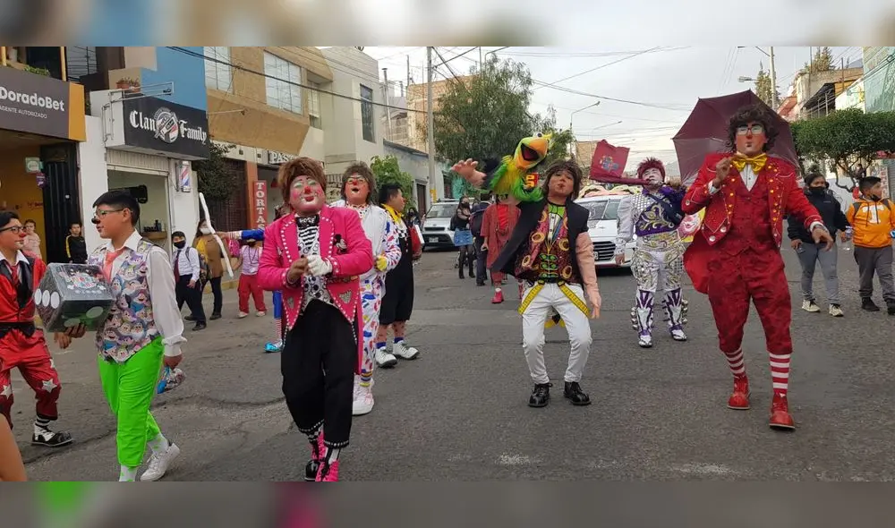 Los artistas se mostraron felices de volver a celebrar su día. Foto: Wilder Pari/URPI