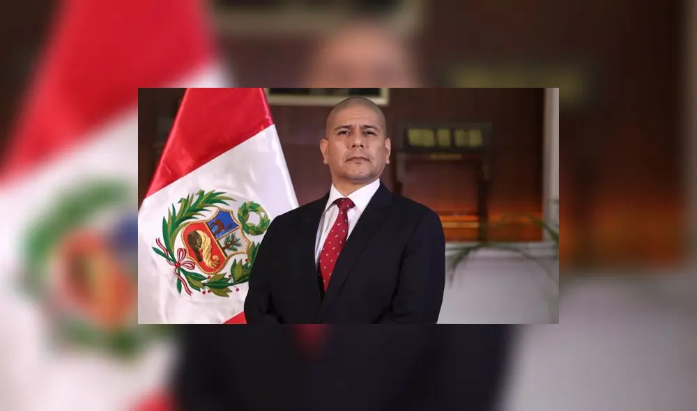 Dimitri Senmache no comparte la opinión de Aníbal Torres sobre PNP. Foto: Presidencia