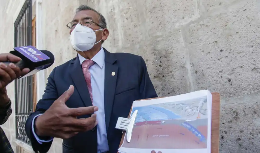 Víctor Aguilar, sismólogo de la Unsa, advirtió sobre la precariedad de varias viviendas. Foto: La República Víctor Aguilar, sismólogo de la Unsa, advirtió sobre la precariedad de varias viviendas. Foto: La República