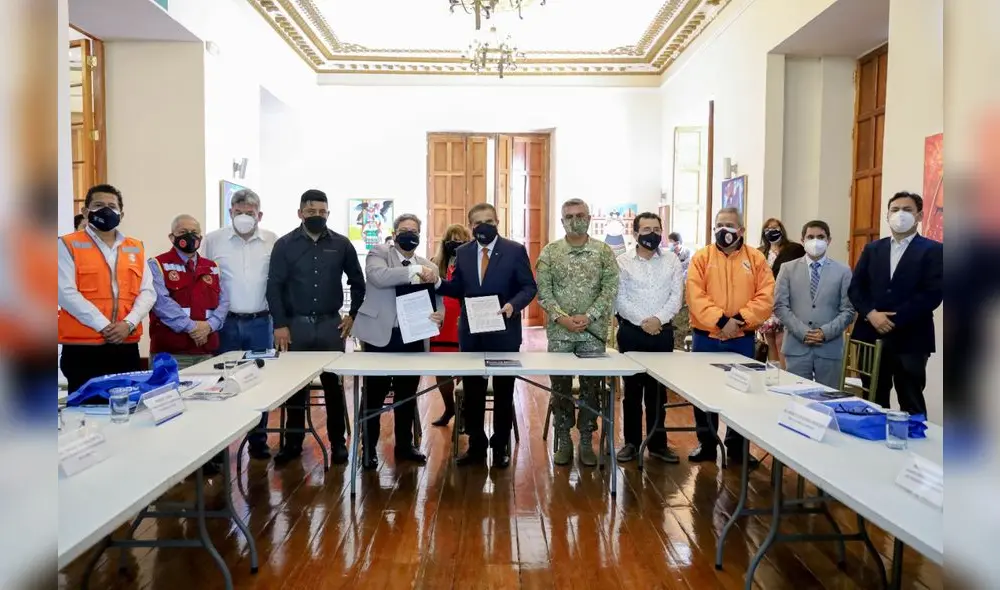 Estudio de Ingemet fue presentado ante autoridades regionales. Foto: GORE-LL Estudio de Ingemet fue presentado ante autoridades regionales. Foto: GORE-LL