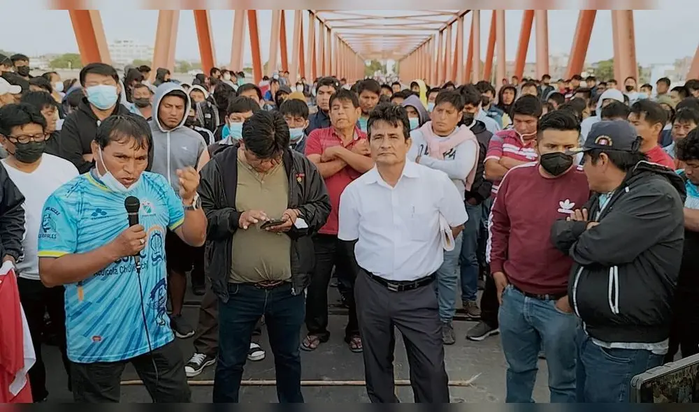 Los anchoveteros piden un pronunciamiento inmediato de la ministra de la Producción. Foto: Lampazos
