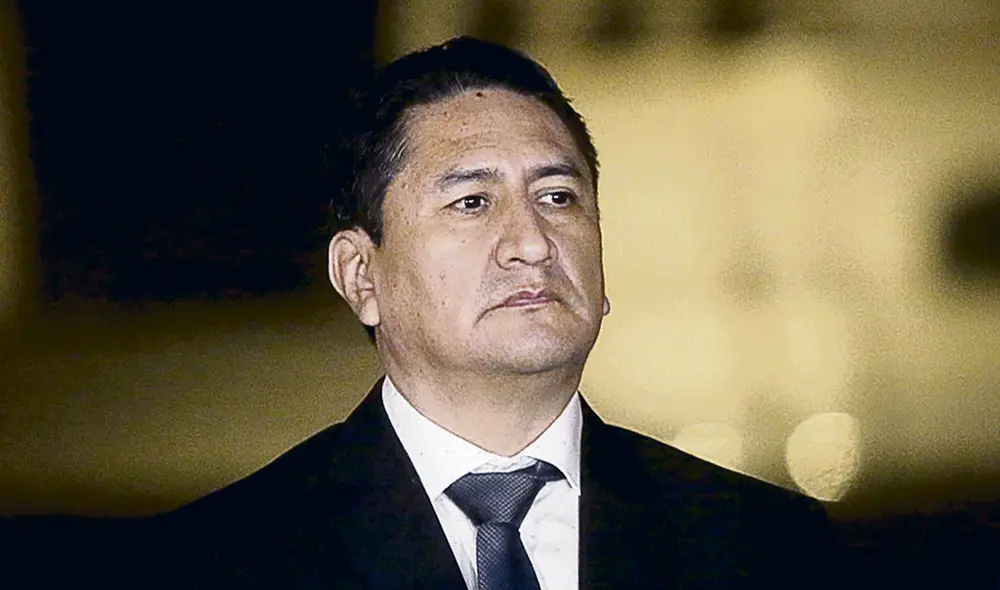 Medida judicial. Orden de allanamiento e incautación de bienes afectó a dos propiedades, incluida la del exgobernador de Junín Vladimir Cerrón. Foto: Gerardo Marín/La República Medida judicial. Orden de allanamiento e incautación de bienes afectó a dos propiedades, incluida la del exgobernador de Junín Vladimir Cerrón. Foto: Gerardo Marín/La República