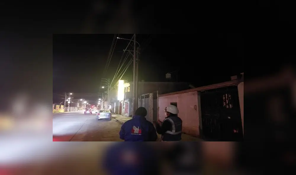 Inspección se realizó con personal de Osinergmin. Foto: Defensoría del Pueblo Inspección se realizó con personal de Osinergmin. Foto: Defensoría del Pueblo