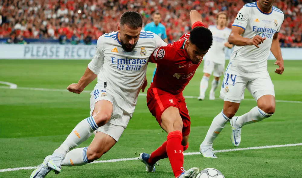 Reds y blancos se enfrentan en el Stade de France por la final de la Champions League. Foto: EFE Reds y blancos se enfrentan en el Stade de France por la final de la Champions League. Foto: EFE