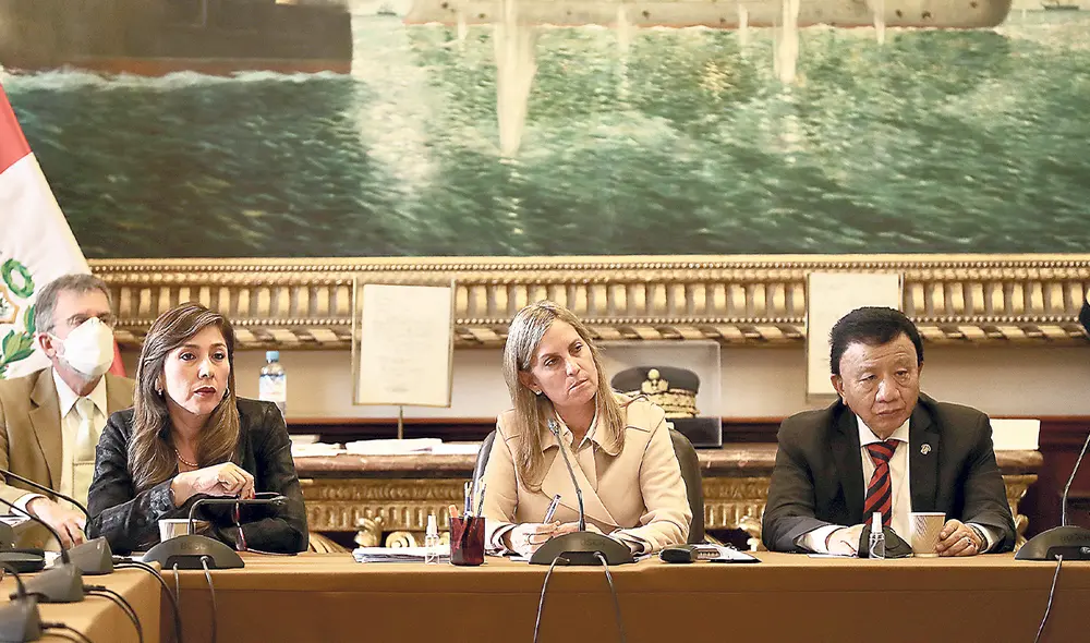 Acuerdo. Mayoría de los portavoces de las agrupaciones, a favor de consultar acciones a tomar. Foto: difusión