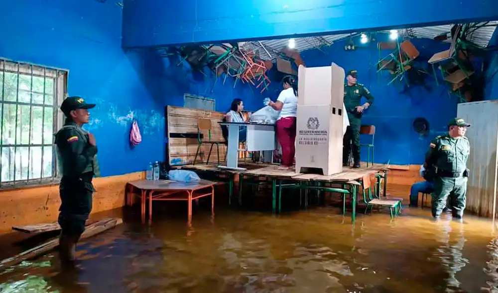 Policía de Colombia publica video sobre las votaciones en Sucre. Foto: Captura/Twitter/PolicíaColombia Policía de Colombia publica video sobre las votaciones en Sucre. Foto: Captura/Twitter/PolicíaColombia