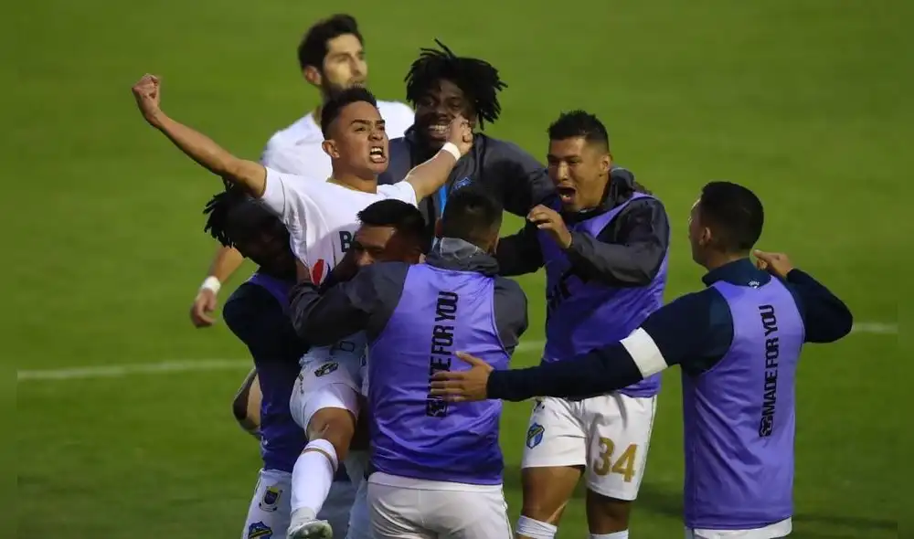 Comunicaciones volvió a ser campeón después de 7 años. Foto: Prensa Libre Comunicaciones volvió a ser campeón después de 7 años. Foto: Prensa Libre