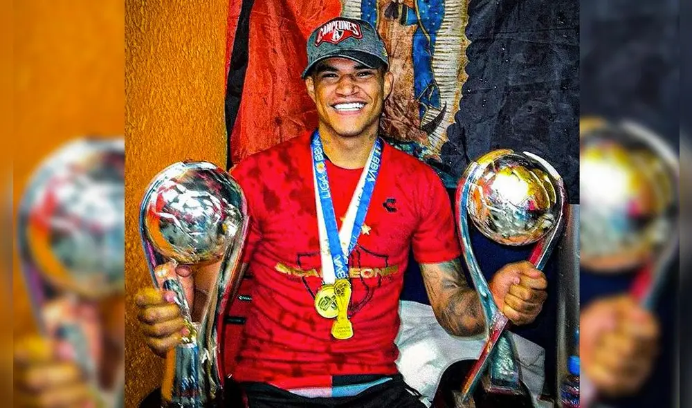 Anderson Santamaría no fue convocado por Ricardo Gareca para el repechaje del Mundial Qatar 2022. Foto: Instagram Anderson Santamaría