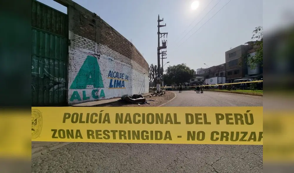 Se halló al cadaver en la av. Santa Rosa. Foto: Jessica Merino / URPI-LR