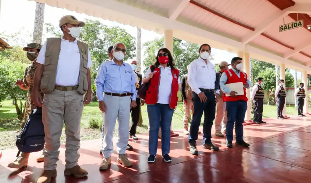 El primer ministro, Aníbal Torres, llegó a la ciudad de Loreto para el XIV Consejo de Ministros Descentralizado. Foto: PCM