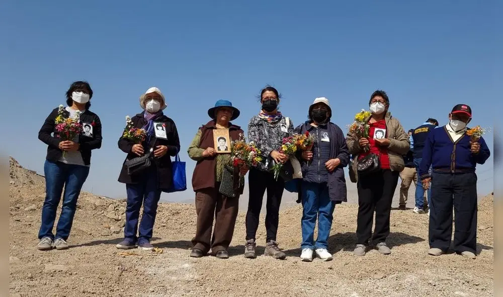 Familiares esperan encontrar los restos de sus hijos. Foto: Mary Luz Aranda / URPI - LR