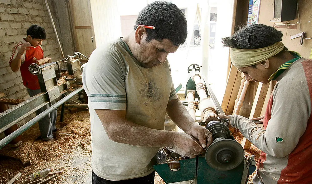 La norma. Decreto supremo del MTPE se publicó en febrero, y dio plazo hasta agosto a empresas para que no tercericen a trabajadores del núcleo de negocio. Foto: difusión La norma. Decreto supremo del MTPE se publicó en febrero, y dio plazo hasta agosto a empresas para que no tercericen a trabajadores del núcleo de negocio. Foto: difusión