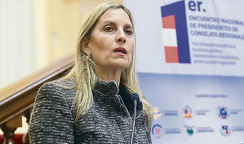 En sus trece. María Alva se aferra a presidencia de comisión, contraviniendo la Ley Orgánica de la Defensoría del Pueblo. Foto: difusión En sus trece. María Alva se aferra a presidencia de comisión, contraviniendo la Ley Orgánica de la Defensoría del Pueblo. Foto: difusión