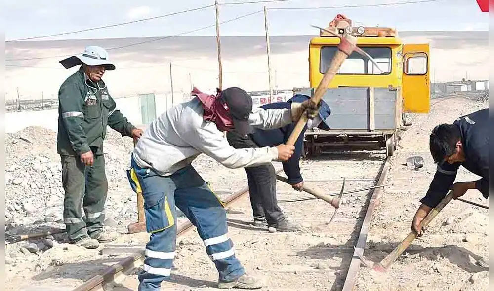 Intervención. Trabajadores no pueden ingresar a Chile. Foto: La República Intervención. Trabajadores no pueden ingresar a Chile. Foto: La República