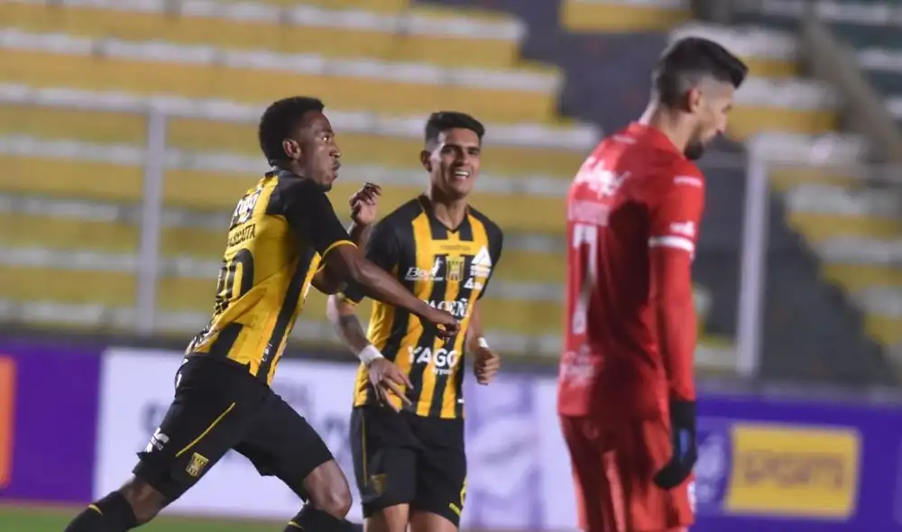 The Strongest clasificó a la siguiente ronda. Foto: Tigo Sports/Twitter. The Strongest clasificó a la siguiente ronda. Foto: Tigo Sports/Twitter.