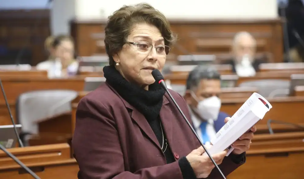 Gladys Echaíz Gladys Echaíz