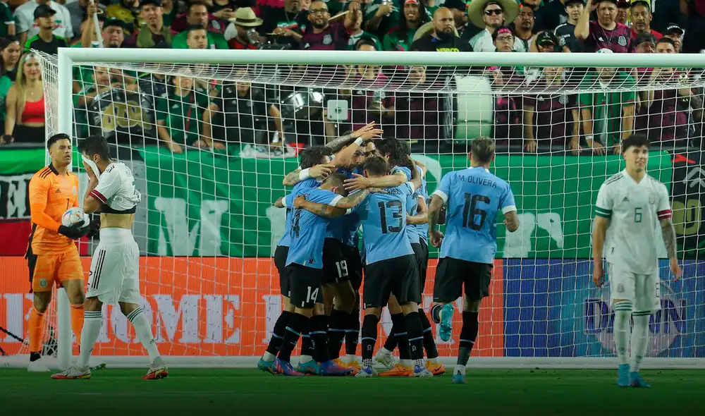 Uruguay se fue al descanso con el marcador 1-0 a su favor. Foto: Sports Center Uruguay se fue al descanso con el marcador 1-0 a su favor. Foto: Sports Center