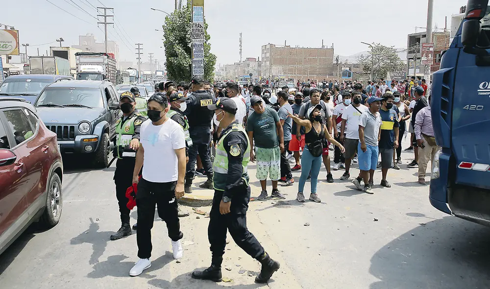 Que no haya violencia. Hace dos meses, sus protestas terminaron en actos violentos. Colectiveros no quieren control.