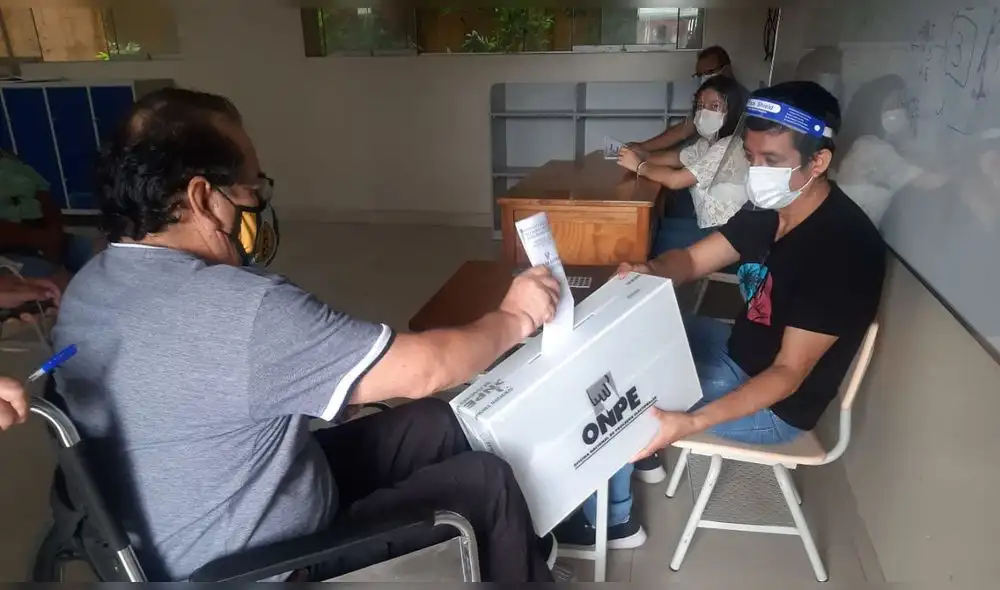 Son tres los locales que puedes elegir en la plataforma de la ONPE. Foto: Twitter