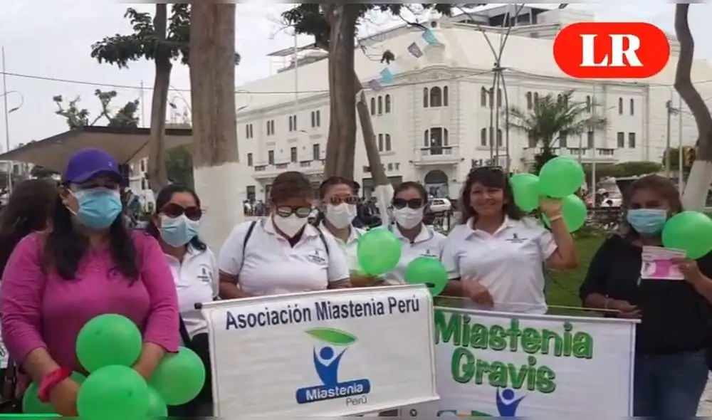 Integrantes de la Asociación Miastenia Gravis reclaman desabastecimiento de medicamentos. Crédito: Carlos Vásquez/URPI-LR Integrantes de la Asociación Miastenia Gravis reclaman desabastecimiento de medicamentos. Crédito: Carlos Vásquez/URPI-LR