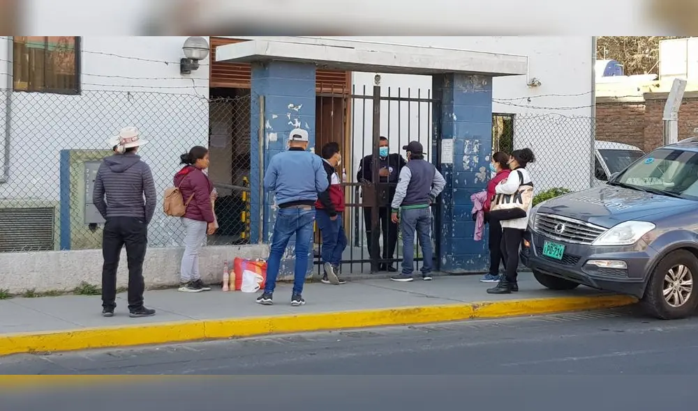 Restos mortales de las víctimas se encuentran en la morgue de Arequipa. Foto: Wilder Pari/URPI Restos mortales de las víctimas se encuentran en la morgue de Arequipa. Foto: Wilder Pari/URPI