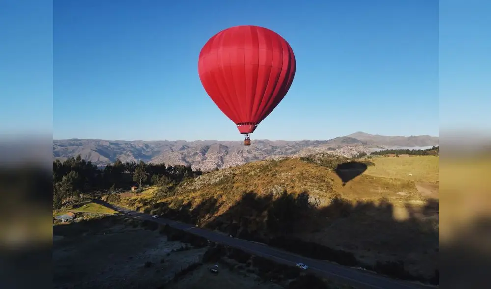 Vista panorámica de la explanada de
Huayllarcocha, zona de vuelo, ubicada a
20 minutos de la ciudad de Cusco. Foto: Juan Carlos Cisneros / LR. Vista panorámica de la explanada de
Huayllarcocha, zona de vuelo, ubicada a
20 minutos de la ciudad de Cusco. Foto: Juan Carlos Cisneros / LR.