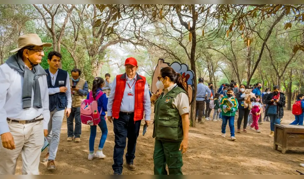 Representantes de la Unesco y la DDC visitaron el Santuario Histórico Bosque de Pómac. Foto: Unidad Ejecutora Naylamp Representantes de la Unesco y la DDC visitaron el Santuario Histórico Bosque de Pómac. Foto: Unidad Ejecutora Naylamp