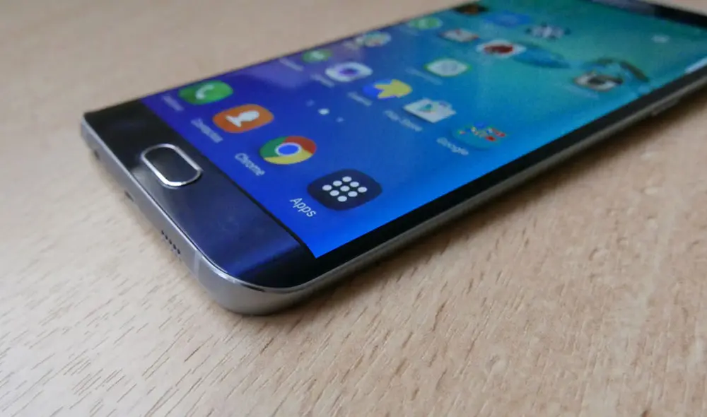 Los fabricantes de móviles han optado por dejar de incluir los botones físicos de navegación. Foto: ProAndroid