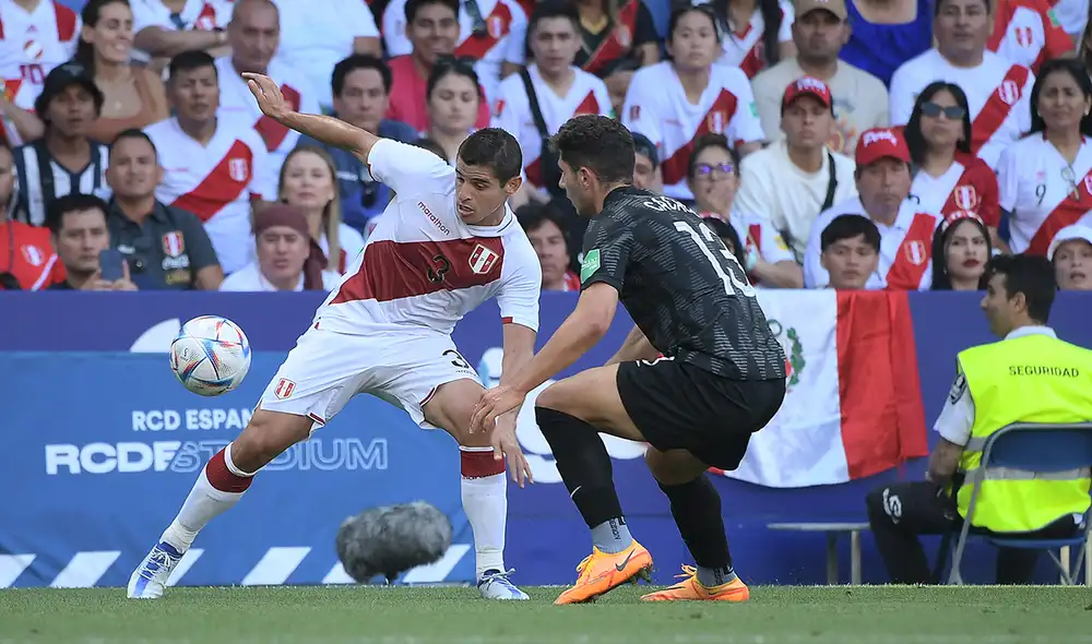 Aldo Corzo fue titular ante Nueva Zelanda. Foto: AFP
