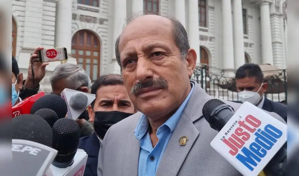 Héctor Valer fue presidente del Consejo de Ministros luego de la renuncia de Mirtha Vásquez. Foto: Crédito: Mary Luz Aranda-URPI/La República Héctor Valer fue presidente del Consejo de Ministros luego de la renuncia de Mirtha Vásquez. Foto: Crédito: Mary Luz Aranda-URPI/La República