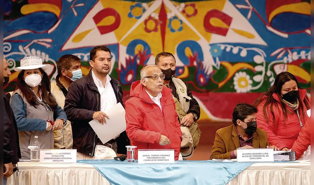 Promesas. Aníbal Torres afirmó que el gobierno dará todo su respaldo a proyecto, pero que es el gobierno regional quien debe resolver los conflictos. Foto: Rodrigo Talavera/La República