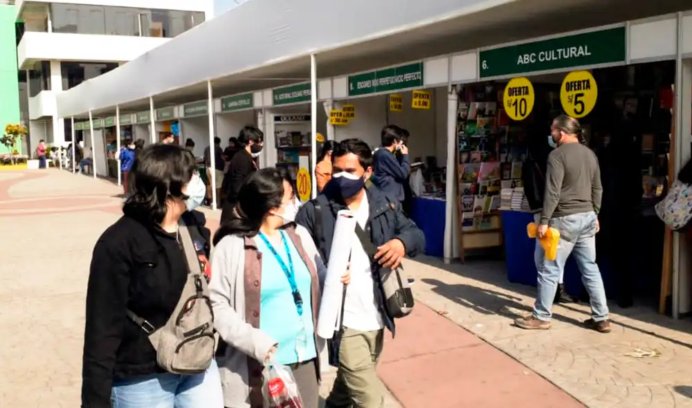 Organizadores informaron que habrá gran oferta de libros, que van desde los 5 a 10 soles. Foto: Ciudad con cultura Organizadores informaron que habrá gran oferta de libros, que van desde los 5 a 10 soles. Foto: Ciudad con cultura