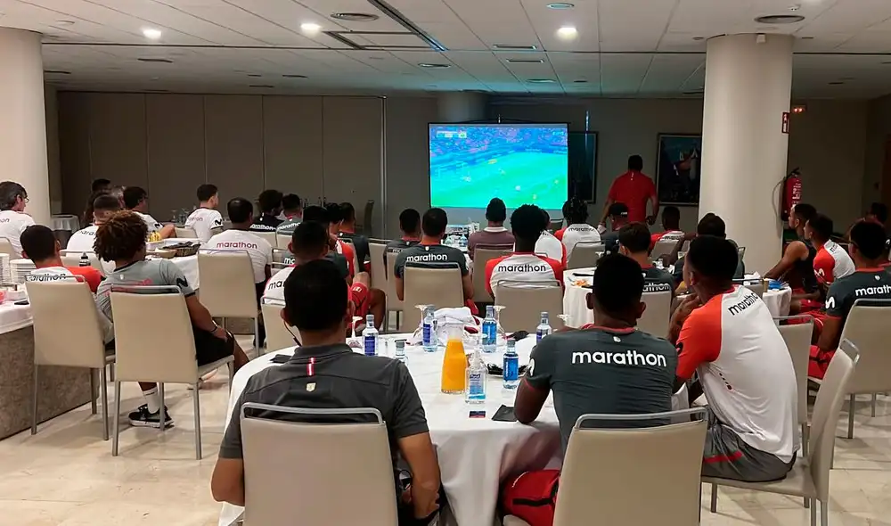 El plantel de la selección peruana se encuentra reunido en el hotel de concentración. Foto: Twitter/Darinka Zumaeta