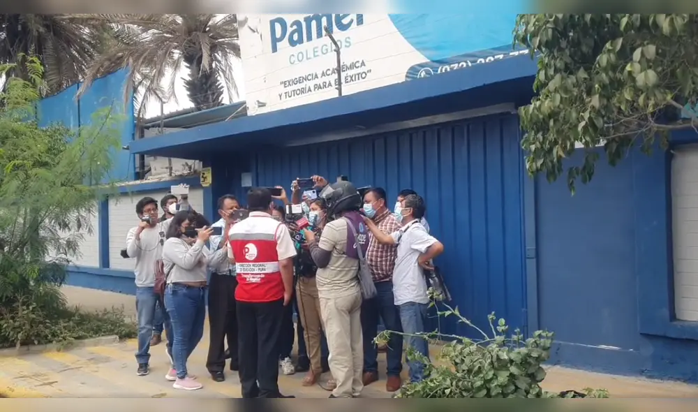 La mañana de este martes 7 de junio el director regional de educación acudió a la institución. Foto: Captura de vídeo