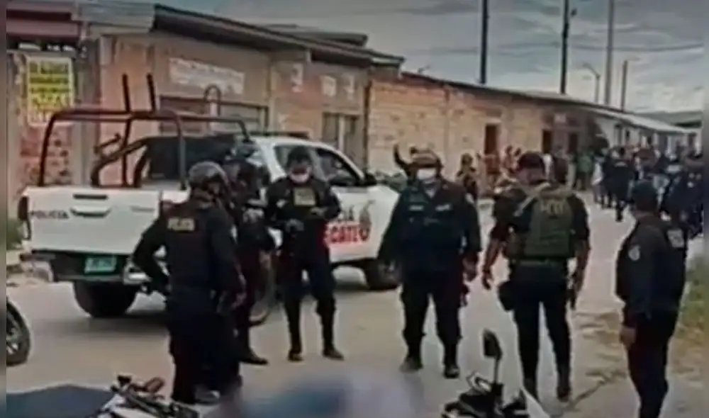 Durante la persecución uno de los delincuentes dio disparos al aire. Foto: captura América TV.