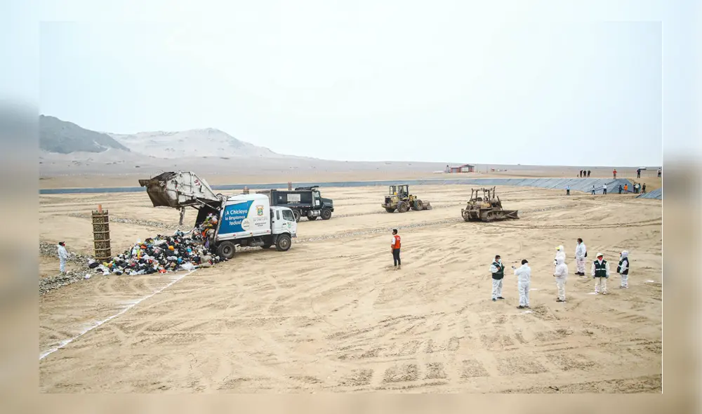 Gino Chanamé señaló que se alquiló maquinaria para superar inconvenientes. Foto: Municipalidad Provincial de Chiclayo