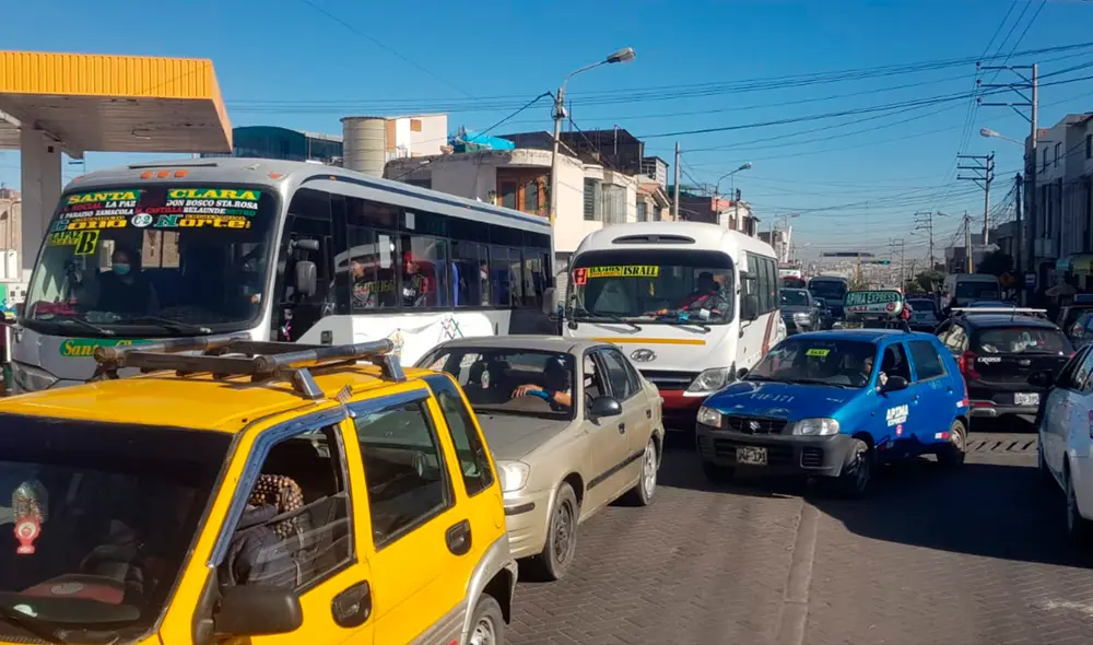 Hasta las 8.00 a.m. de este miércoles no había presencia de la Policía Nacional. Foto: Alexis Choque/ URPI