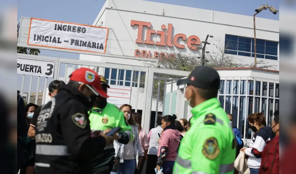 Alarma de tiroteo en colegio Trilce de Los Olivos. Foto: John Reyes/LR Alarma de tiroteo en colegio Trilce de Los Olivos. Foto: John Reyes/LR