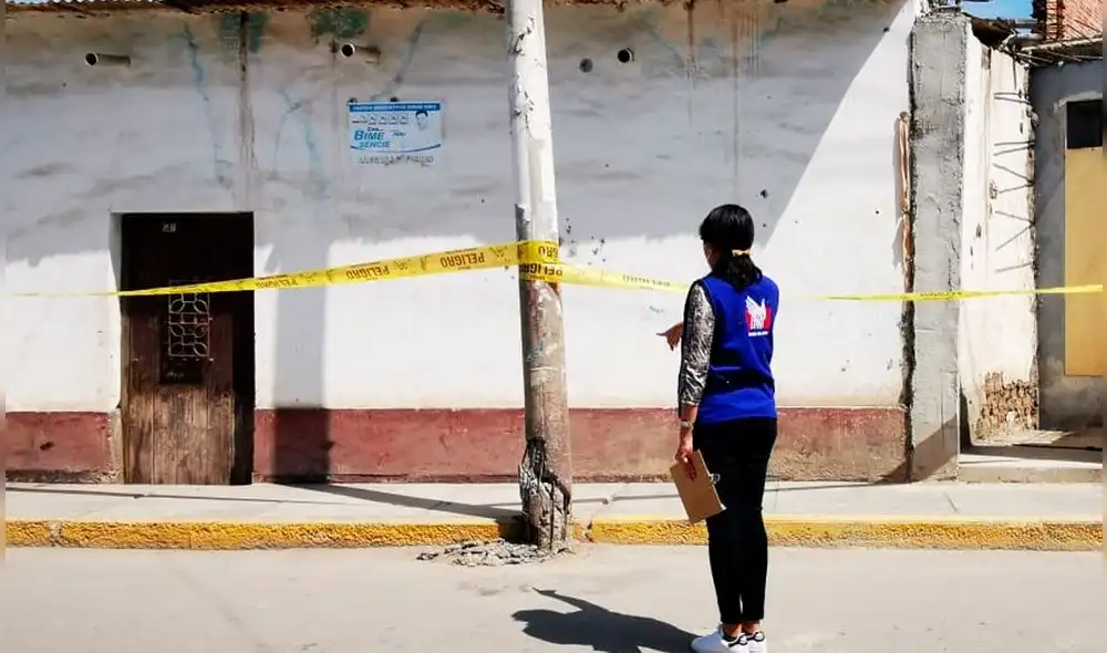 Según la Defensoría del Pueblo, algunos de los postes en mal estado se sitúan en el cercado de las localidades. Foto: DP.