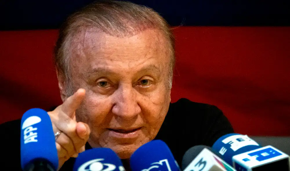 Rodolfo Hernández viajó a Miami, desde donde reveló las amenazas de muerte que viene recibiendo. Foto: EFE Rodolfo Hernández viajó a Miami, desde donde reveló las amenazas de muerte que viene recibiendo. Foto: EFE