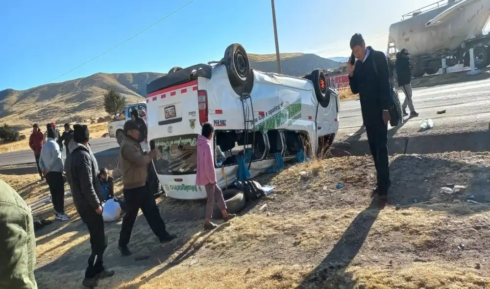 El accidente ocurrió entre un vehículo de servicio interprovincial y una camioneta