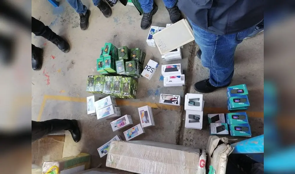 El último jueves, estos productos fueron incautados porque no contaban con documentación que confirme su procedencia. Foto: PNP El último jueves, estos productos fueron incautados porque no contaban con documentación que confirme su procedencia. Foto: PNP