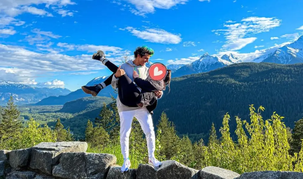 Rafa Polinesio junto a su hasta ahora enigmática pareja. Foto: Instagram Rafa Polinesio. Rafa Polinesio junto a su hasta ahora enigmática pareja. Foto: Instagram Rafa Polinesio.