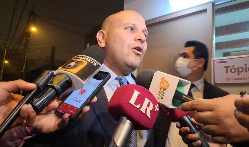 "La realidad es que todos los peruanos quieren ver el partido", dijo Alejandro Salas. Foto: Giuliana Castillo / URPI-LR