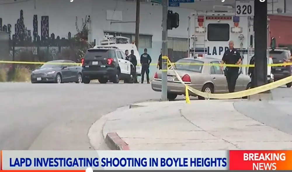 Tres personas murieron y cuatro resultados heridas en un tiroteo que se registró en una fiesta en Los Ángeles. Foto: captura video/KTLA